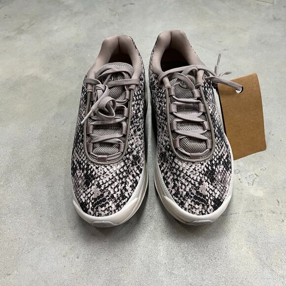 Nike Wmn's SIze 7 Air Max DN PRM Snakeskin Light Orewook Brown HF5512 200 - New - Picture 4 of 7